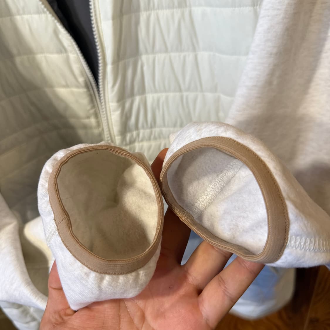 브루넬로 쿠치넬리 화이트 패딩 자켓 판매 합니다 상품이미지9
