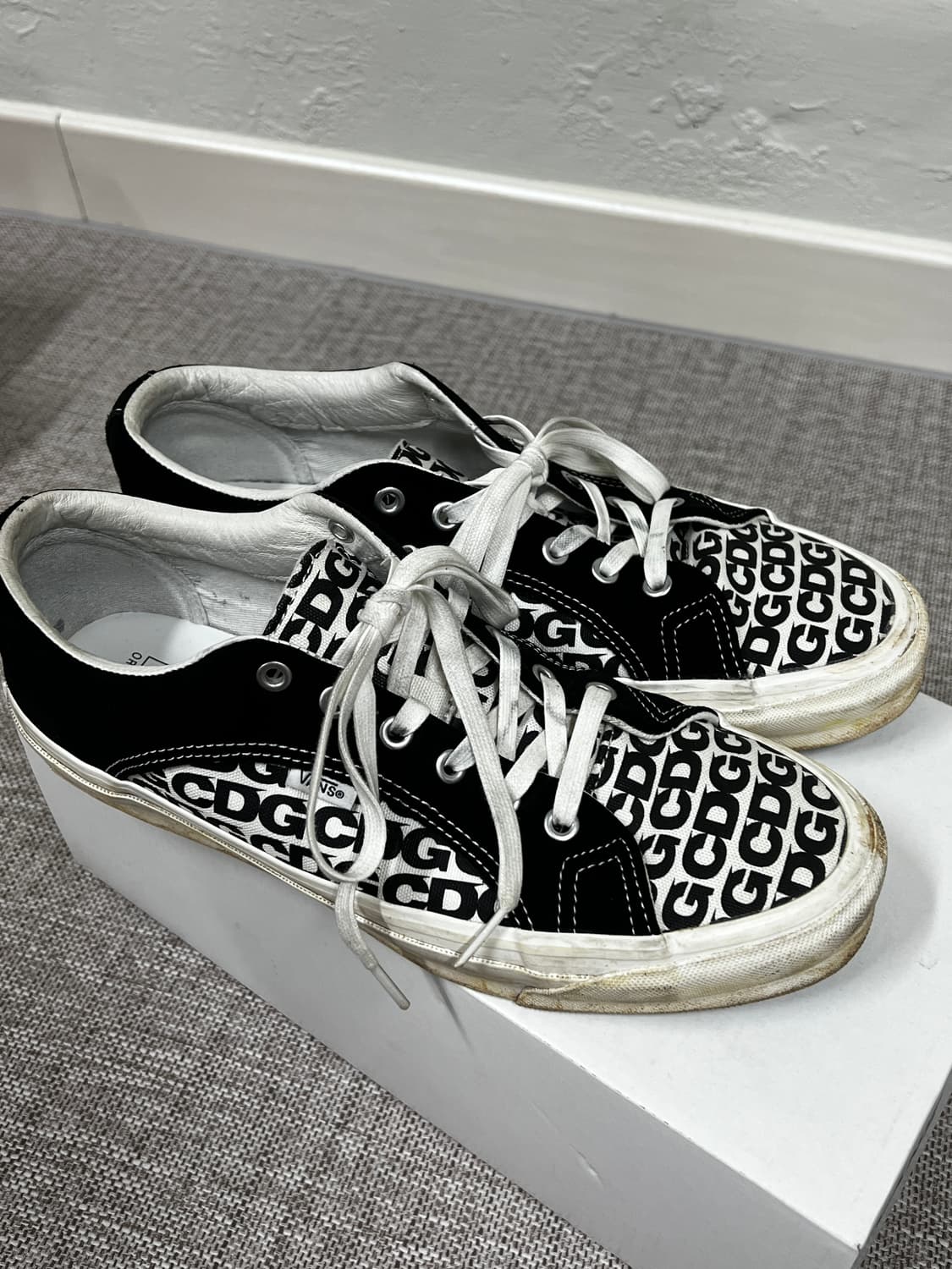 반스 볼트  CDG  275 상품이미지2