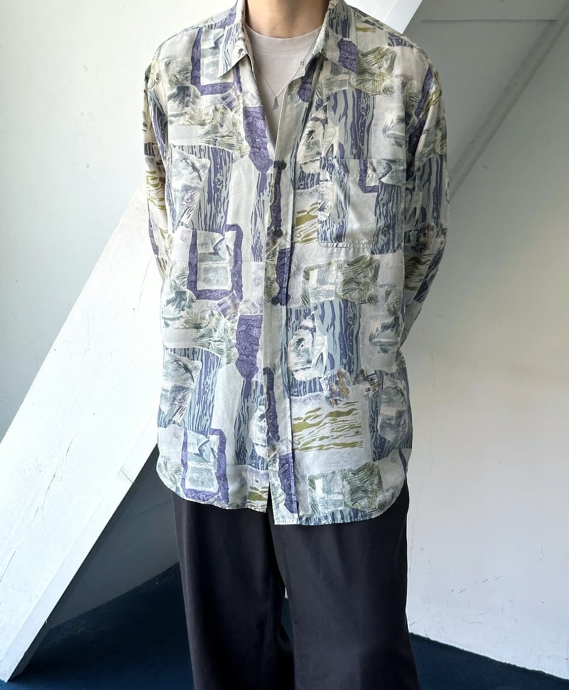 Light silk loose design shirt 상품이미지7