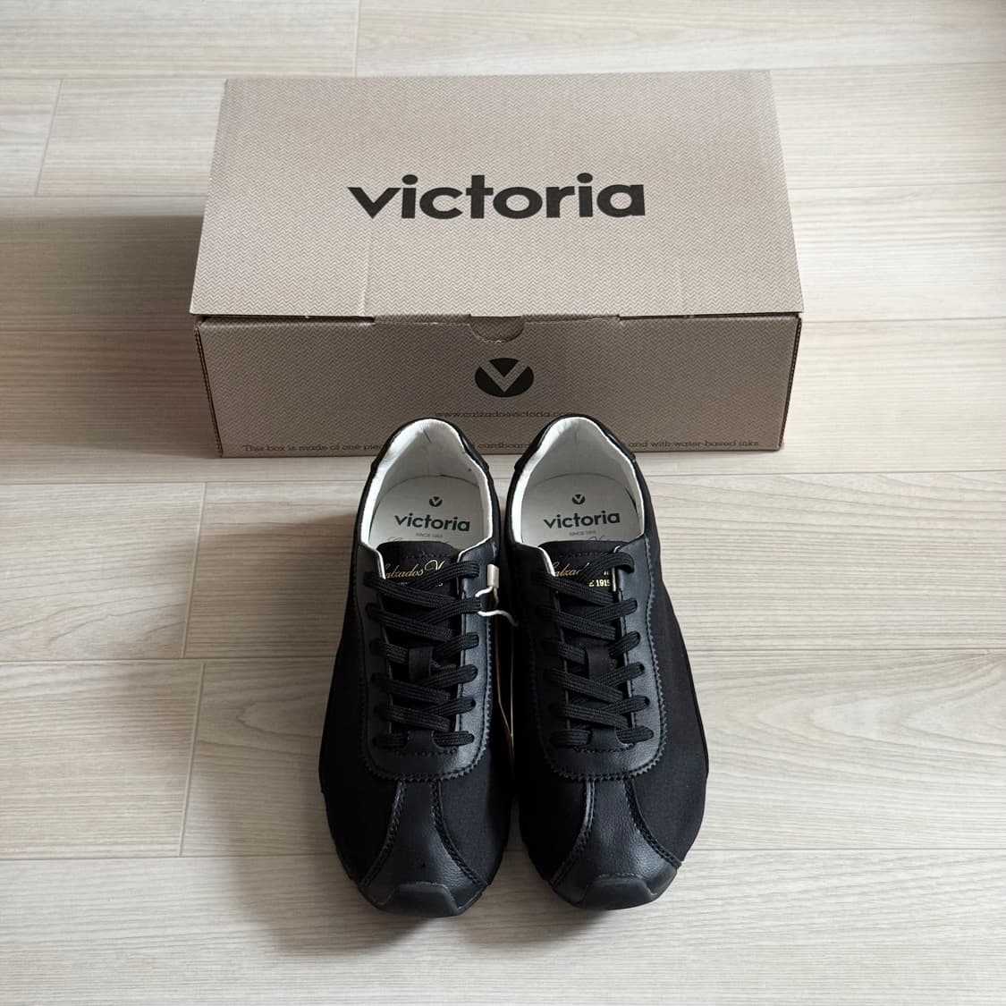 (새상품) 빅토리아슈즈 아스터 사르가 스니커즈 블랙 235 상품이미지1