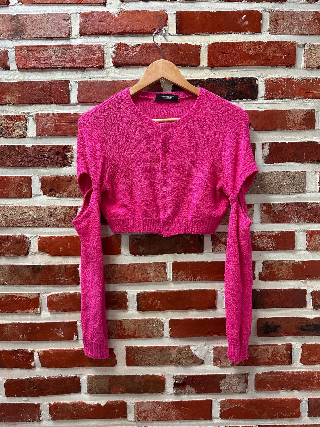 (1)언더커버 컷아웃 디테일 크롭 가디건 상품이미지4