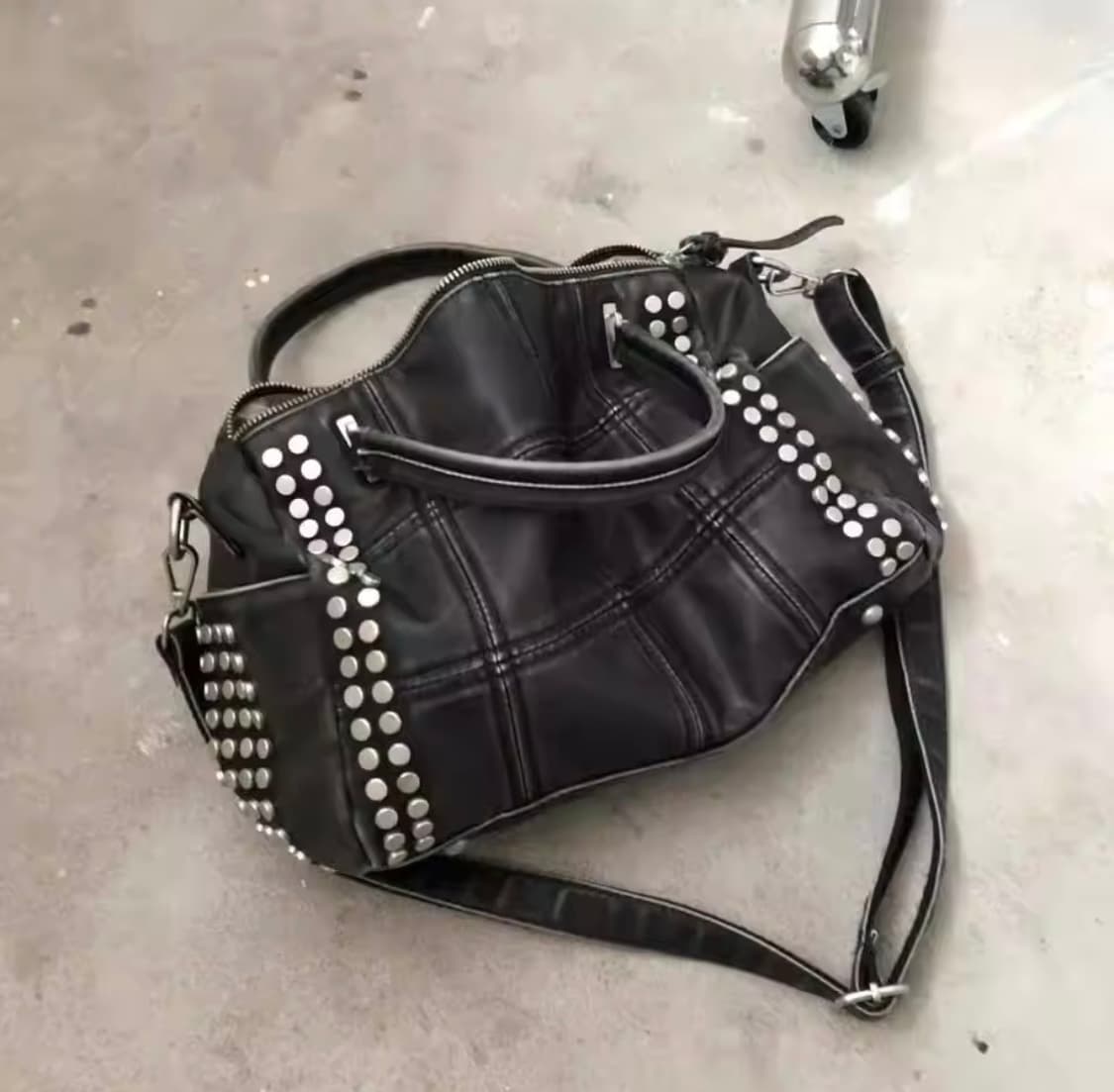 Gothic Studded Duffel Bag 상품이미지2