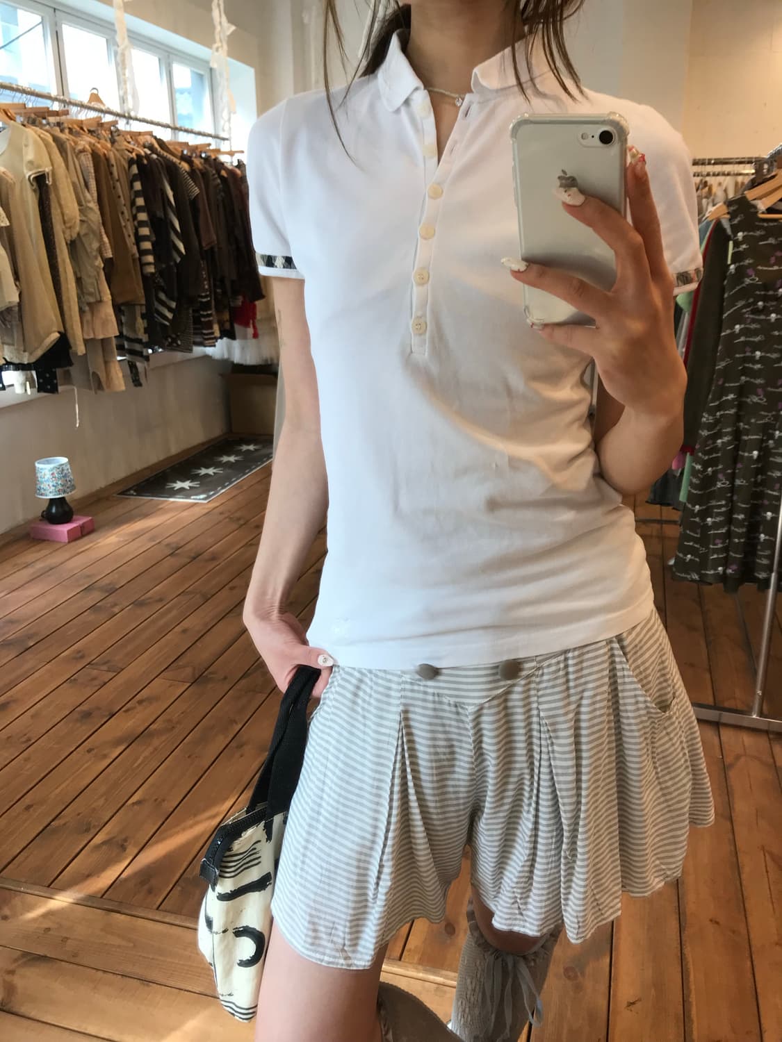 버버리 화이트 카라티 상품이미지5