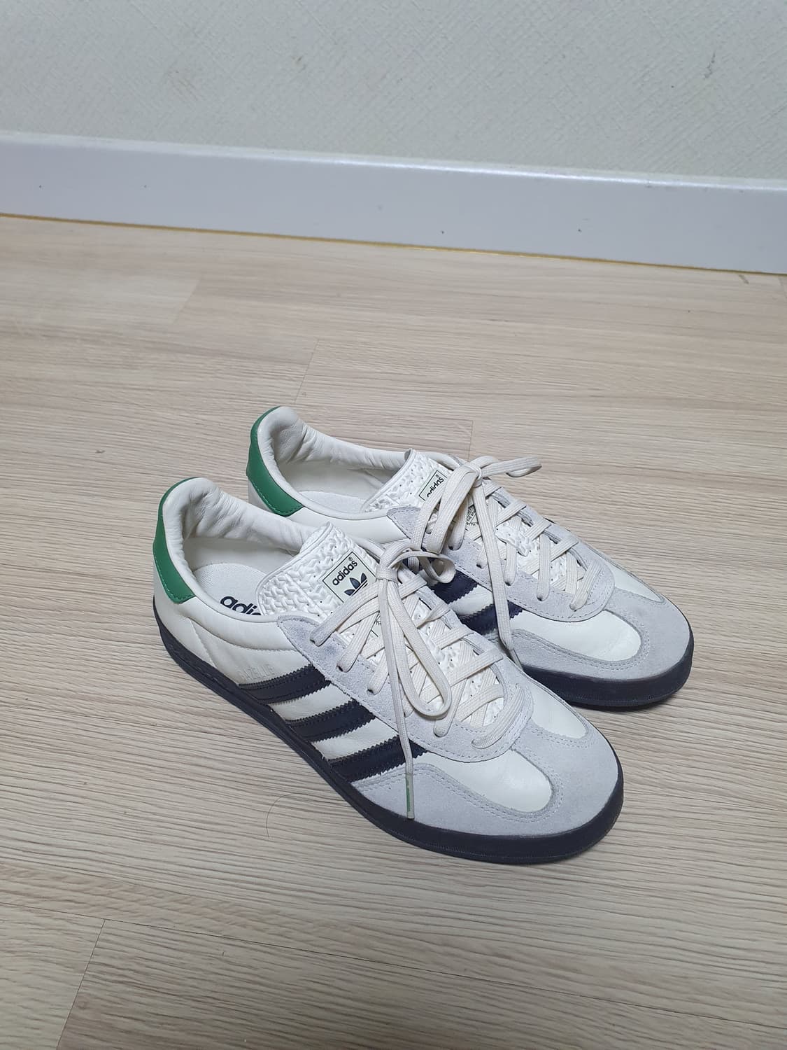 아디다스 가젤 스니커즈 245 상품이미지2