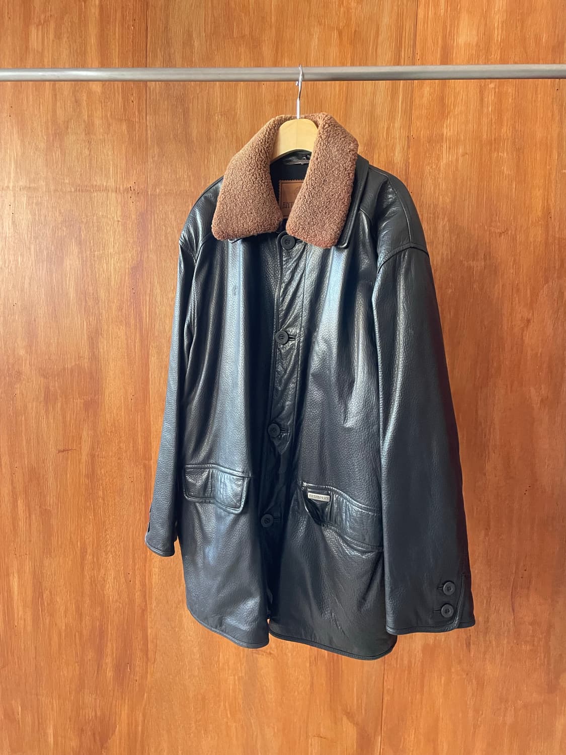 Teddy collar classic leather coat 상품이미지1