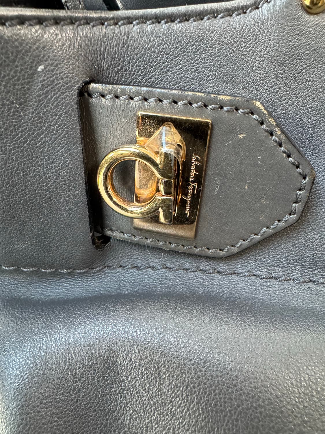 페라가모 2-way백(정품) 상품이미지3