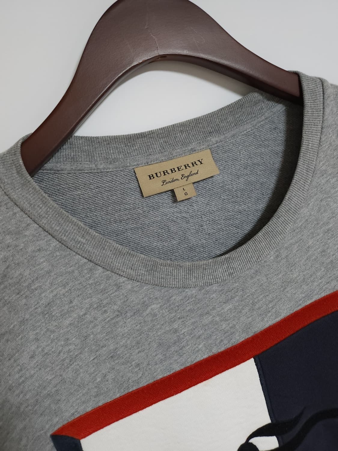 [L] 버버리 그레이 체크 스퀘어 맨투맨 8004090 상품이미지2