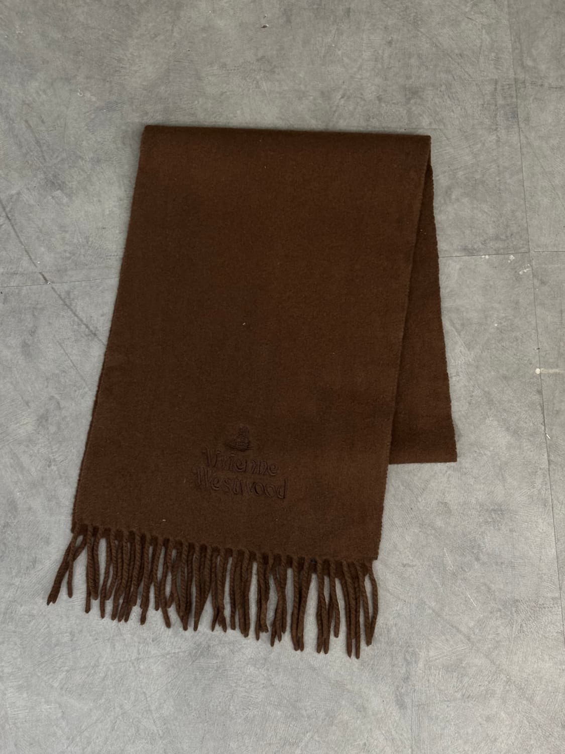 Vivienne Westwood 비비안웨스트우드 브라운 머플러 상품이미지3