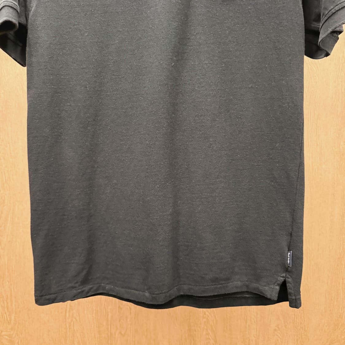 폴스미스 진스 피케 반팔 티셔츠 P로고 패치 디테일 블랙 상품이미지5