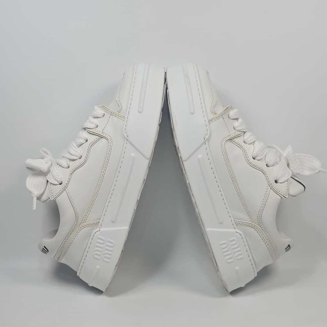 미우미우 로고 레더 스니커즈 ( 230 ) 상품이미지4