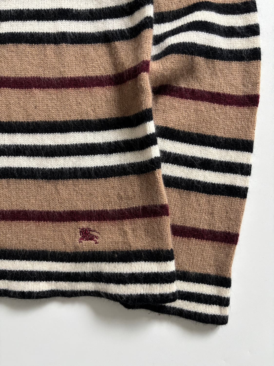 Burberry 버버리 블랙라벨 스트라이프 터틀넥 니트 스웨터 상품이미지4