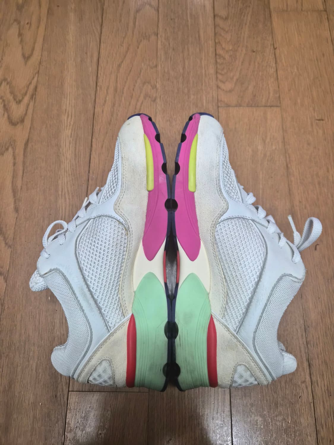 (정품) 샤넬 크루즈 스니커즈 35.5사이즈 (명품 여자 운동화 신발) 상품이미지2