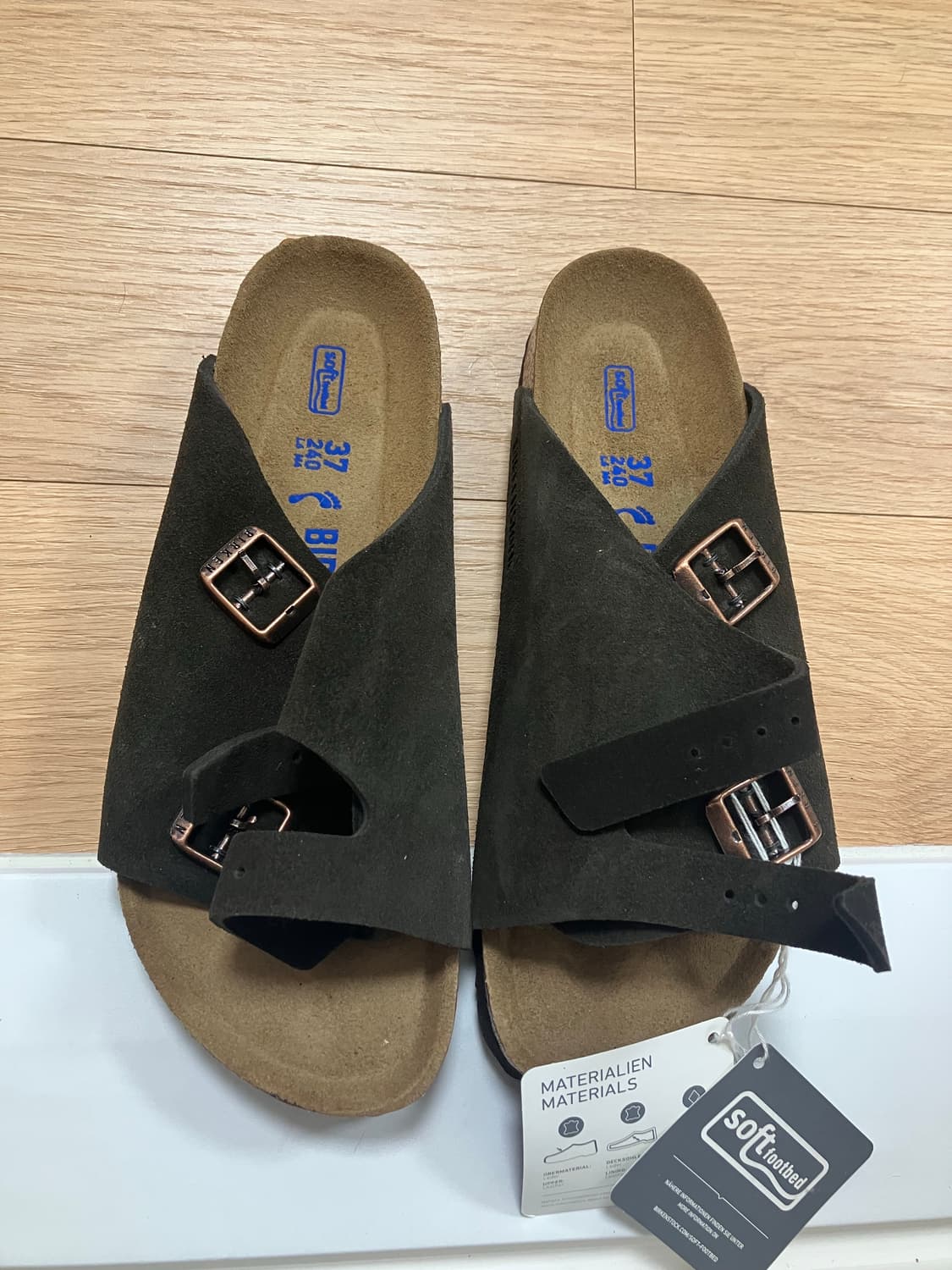 버켄스탁 취리히 모카 240 팝니다 새제품 상품이미지1