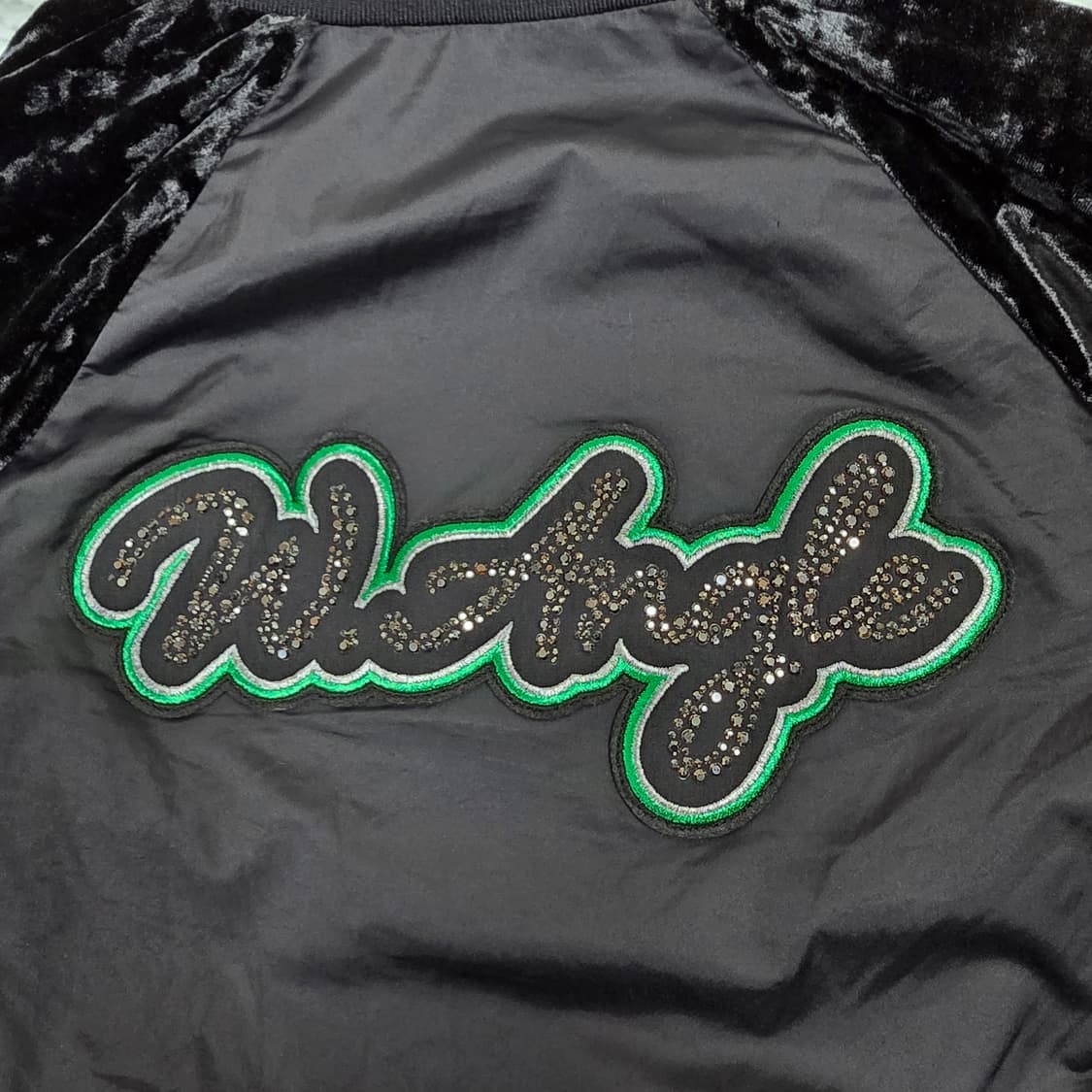 와이드앵글 여성 비즈로고 벨벳배색 트랙자켓 90 상품이미지8