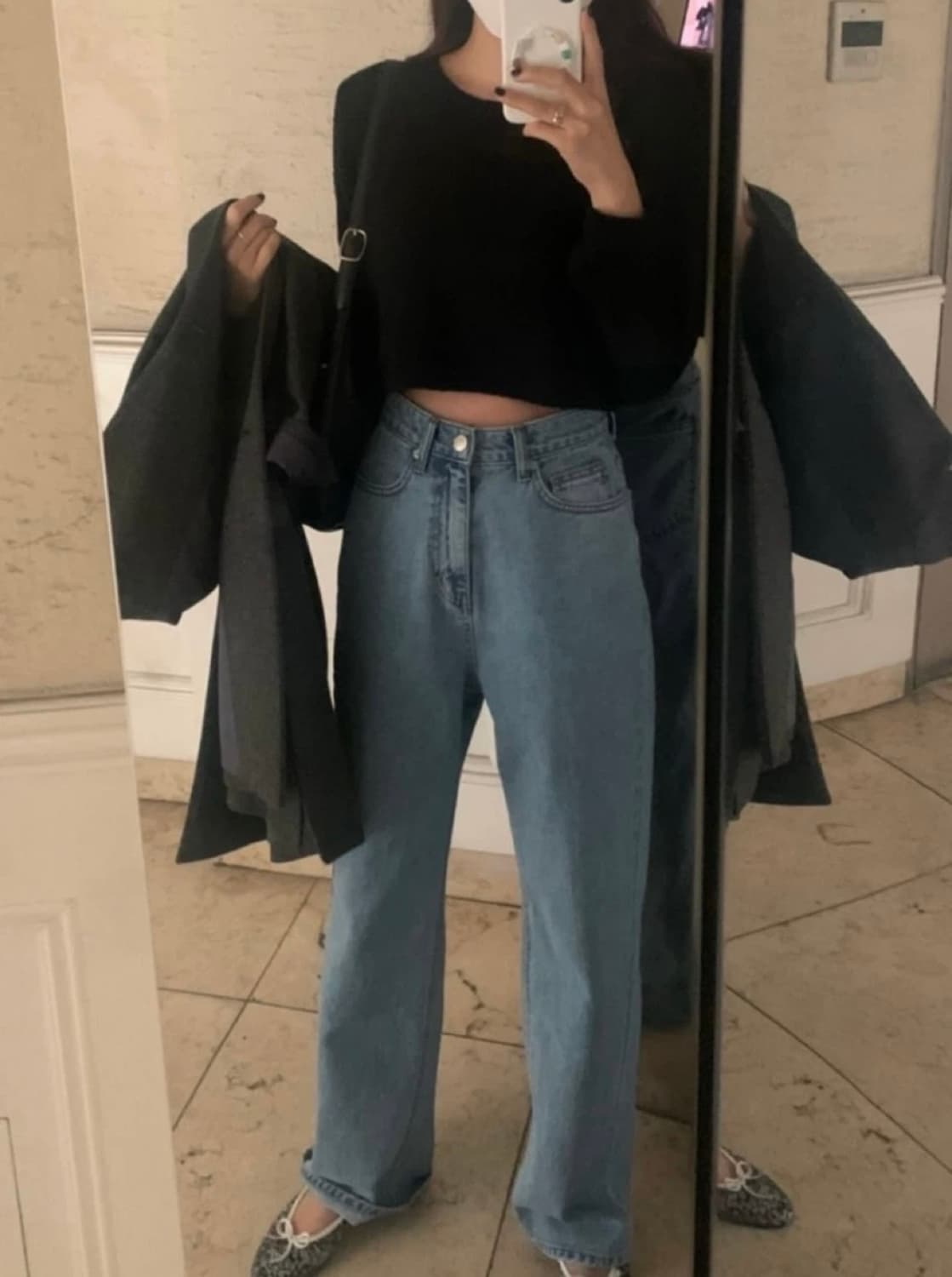 타낫 크롭 블랙 니트 상품이미지4