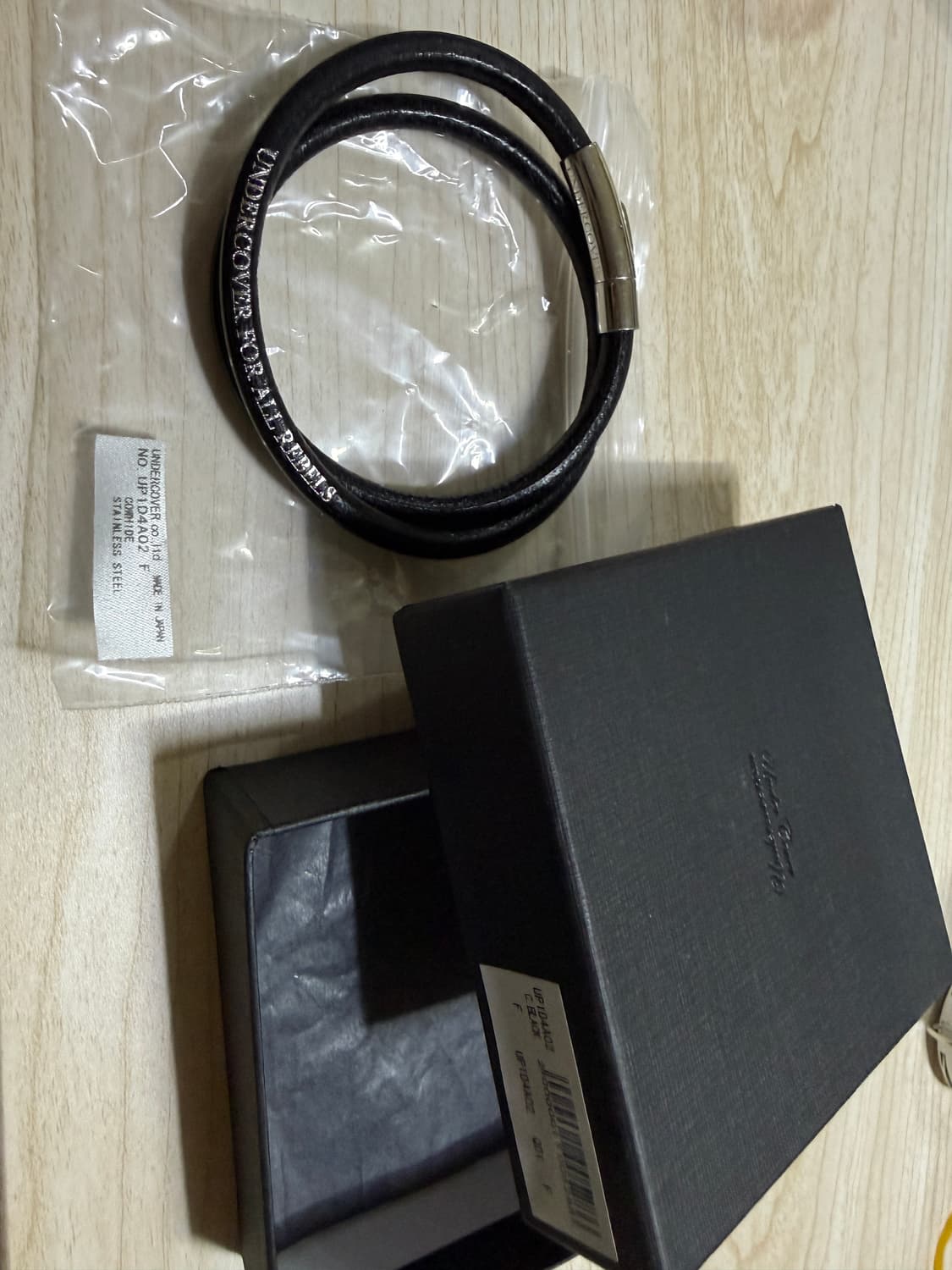 언더커버 가죽팔찌 상품이미지3