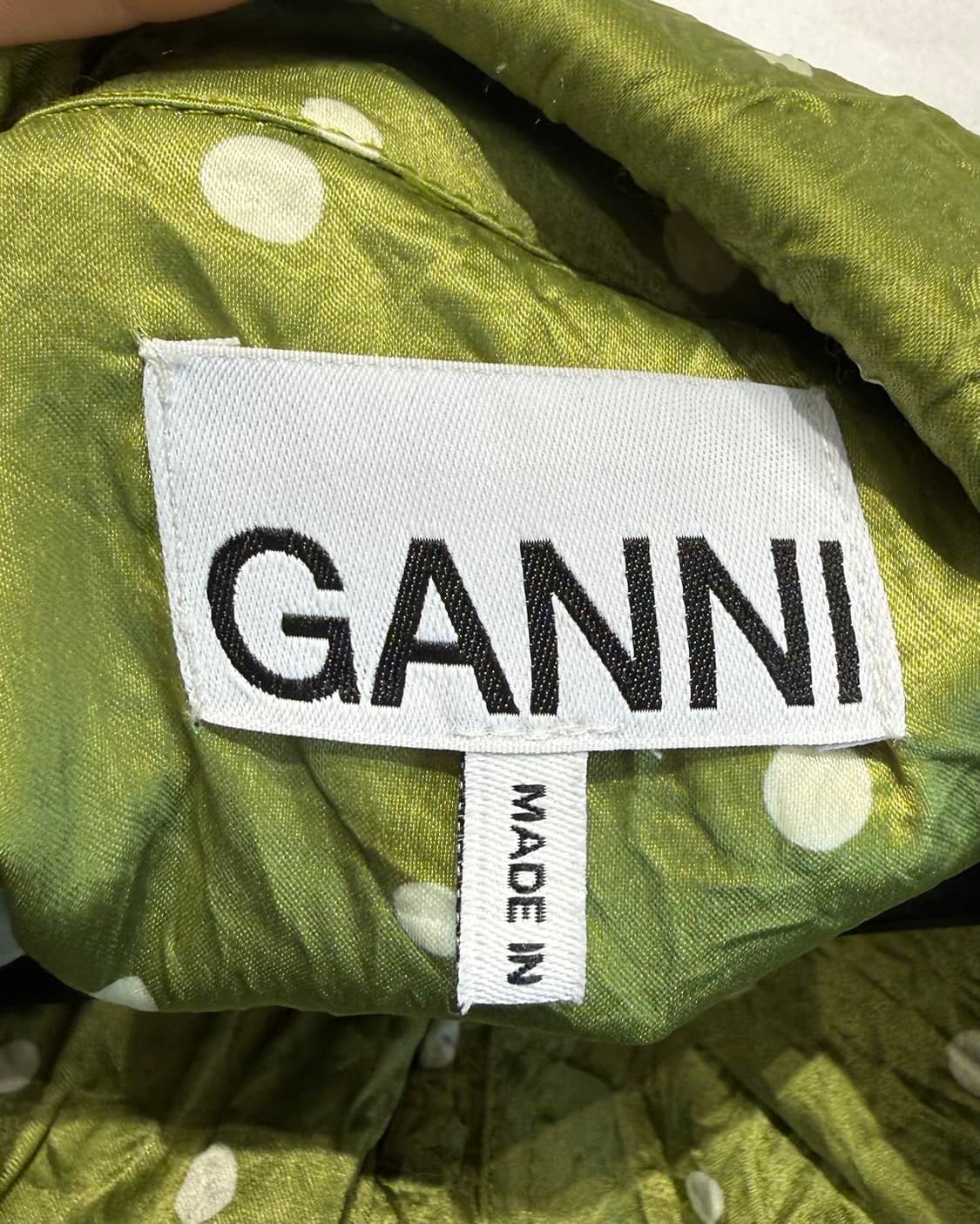 가니 그린 실키 폴카 도트 크롭 셔츠 상품이미지9