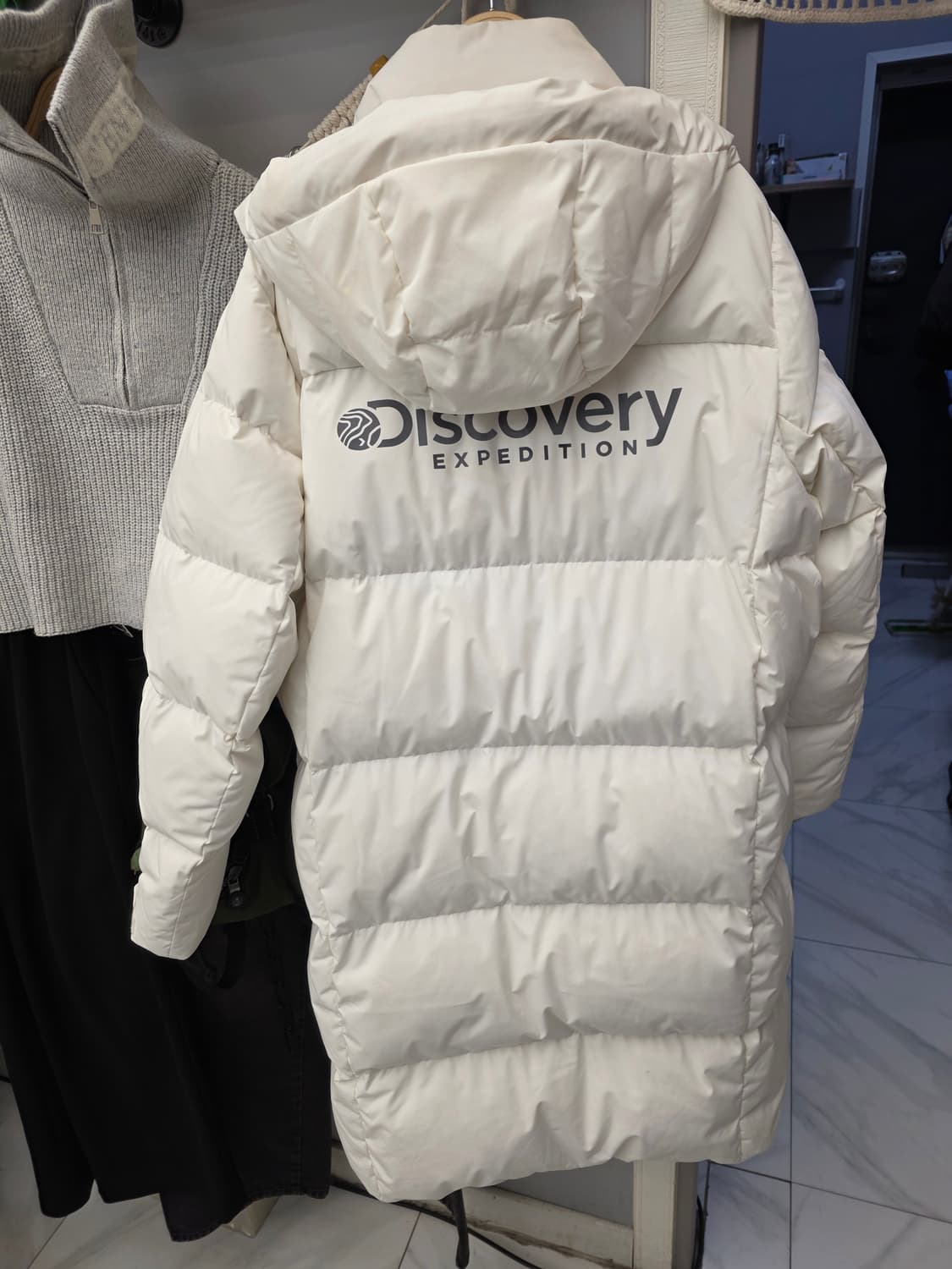 디스커버리 익스페디션 롱패딩 화이트 95 상품이미지9