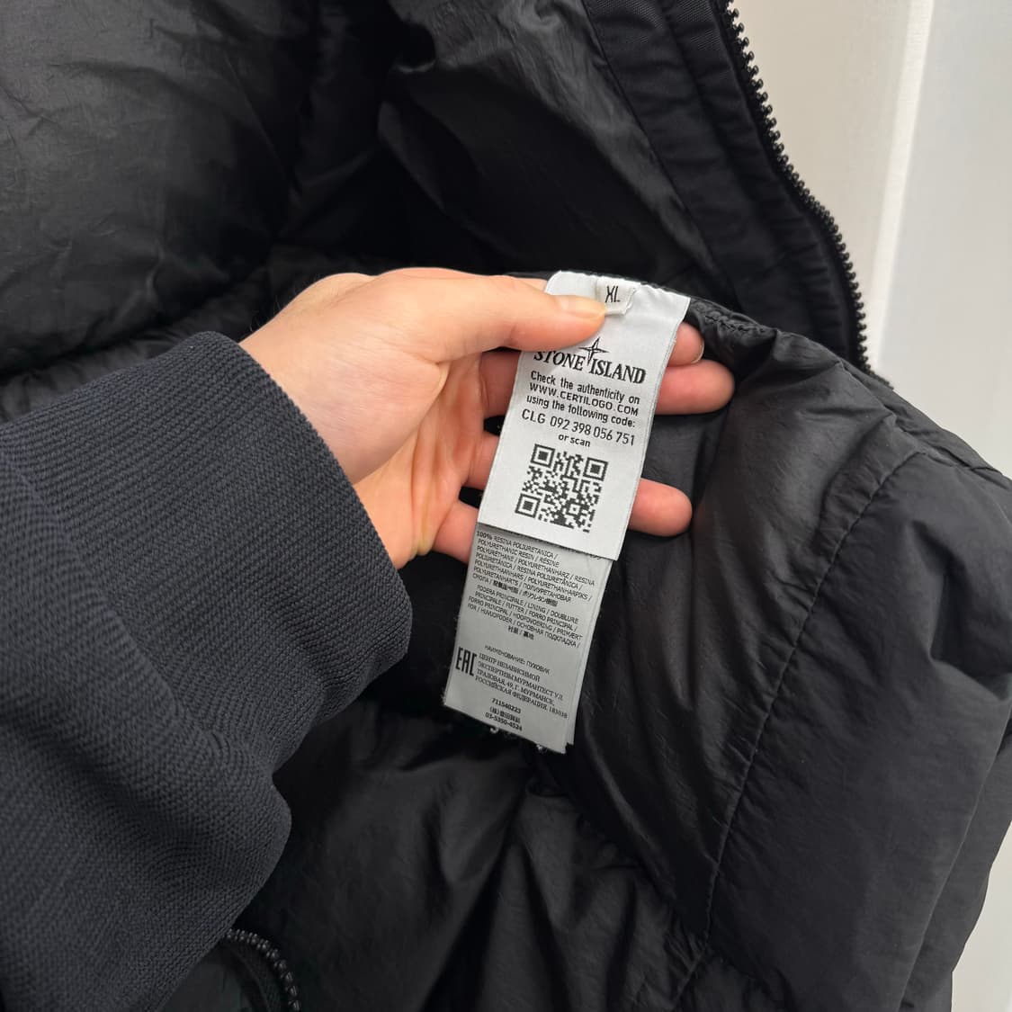 [XL] 스톤아일랜드 크링클랩스 후드 패딩 블랙 상품이미지6