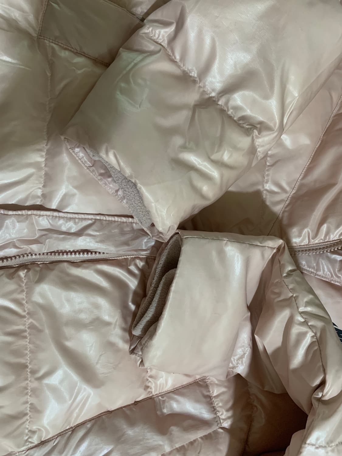 나이키 써마 핏 시티 핑크 숏패딩 DH4080-601 상품이미지9