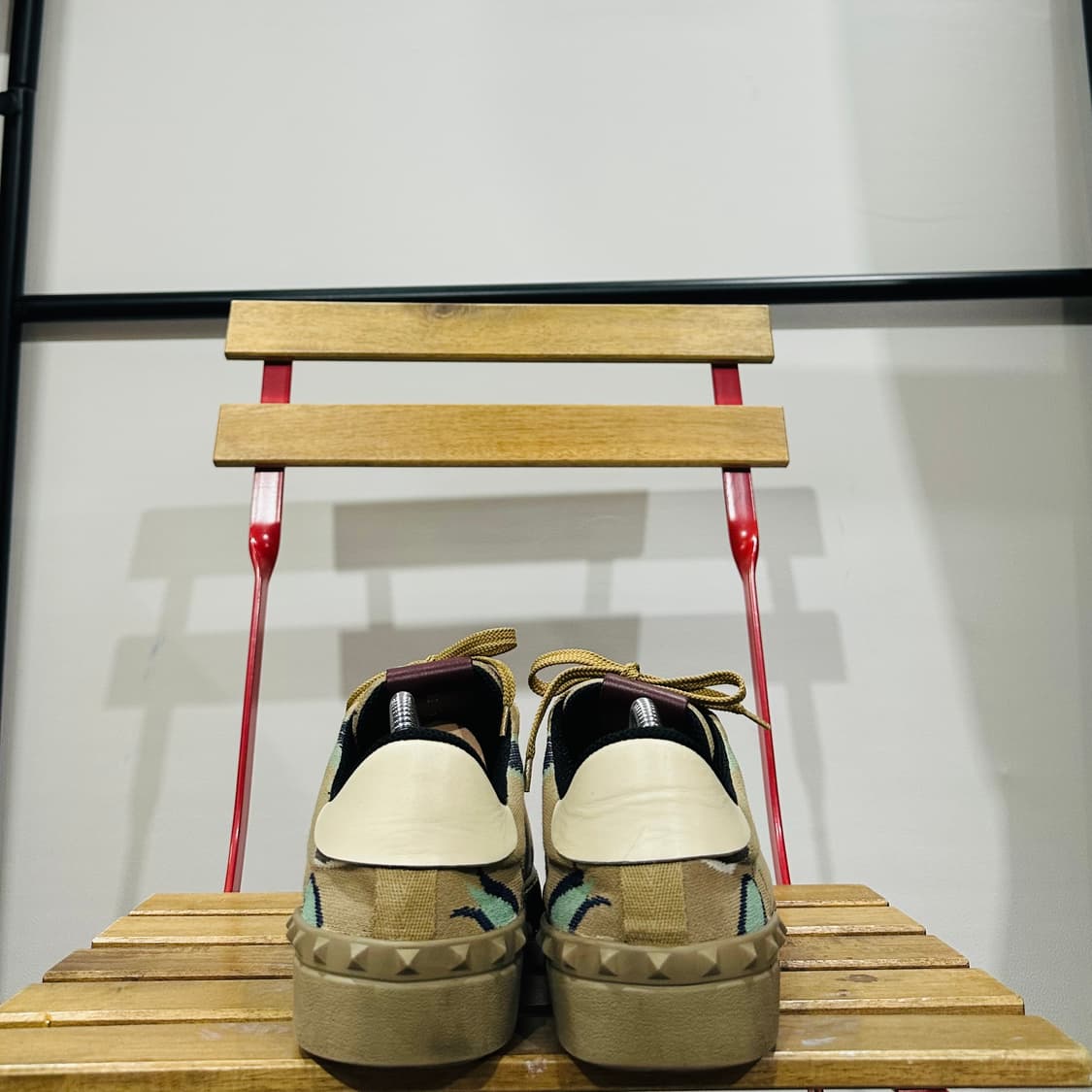 EU39) 발렌티노 운동화 남성 남자 신발 카모플라쥬 스터드 상품이미지4