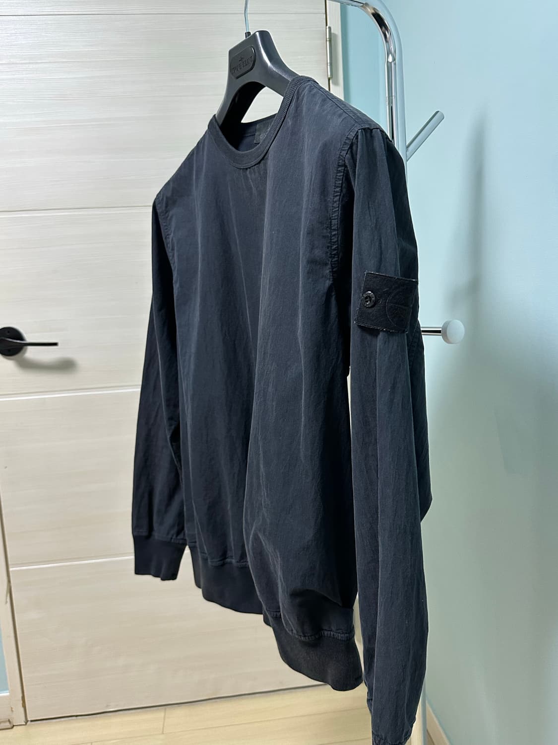 스톤아일랜드 고스트피스 나일론 맨투맨 s사이즈 상품이미지1