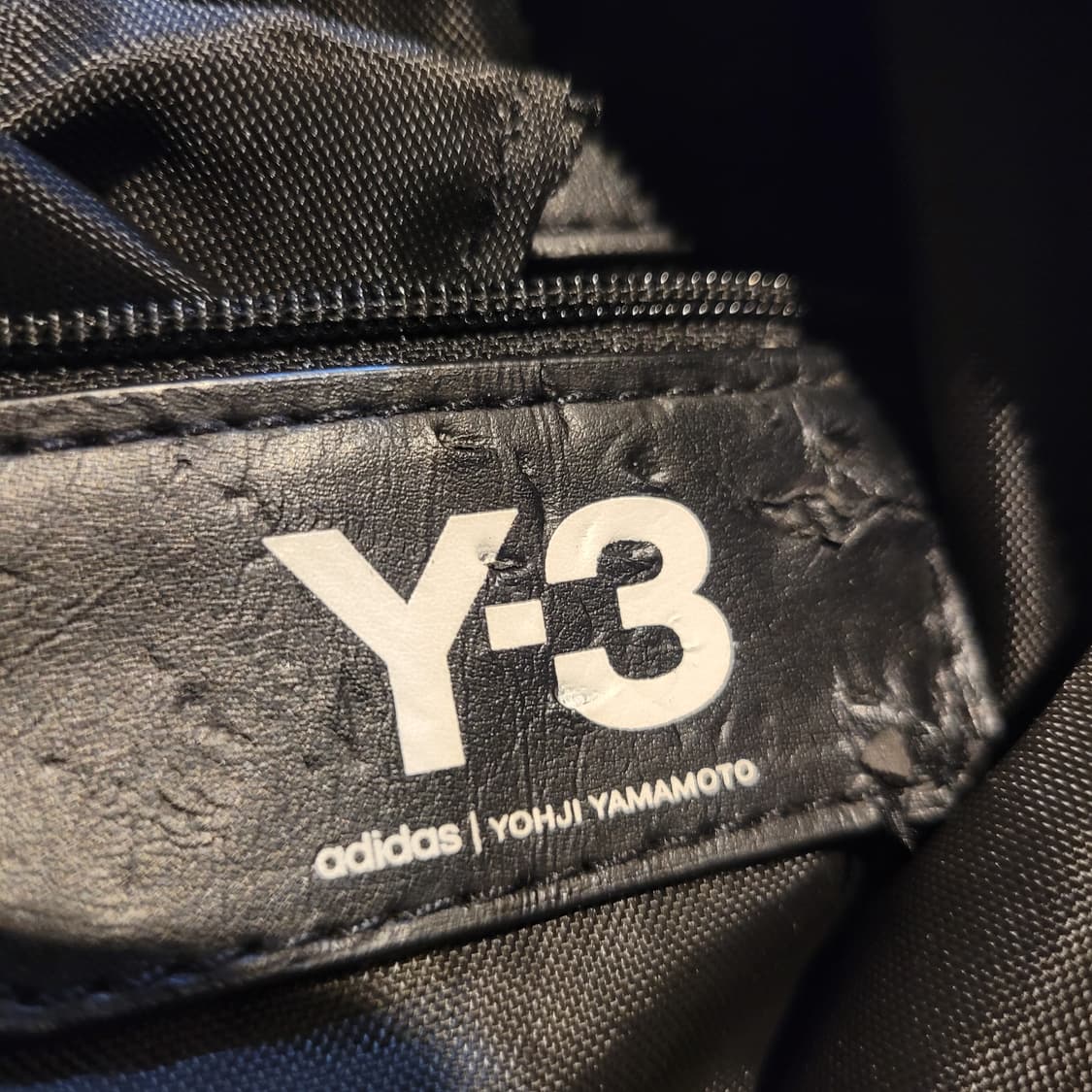 Y-3 요지야마모토 슬링백 상품이미지9