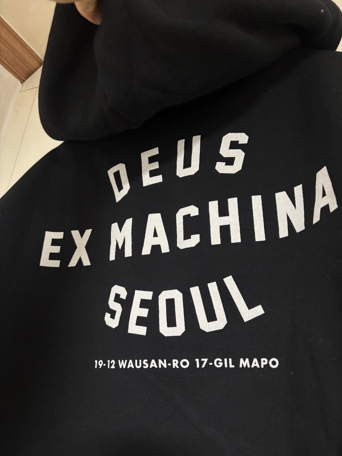 데우스 서울 후드집업 상품이미지2