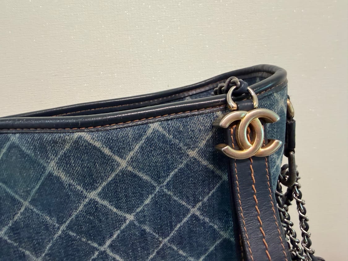 샤넬 가브리엘 데님 호보백 미듐 상품이미지2