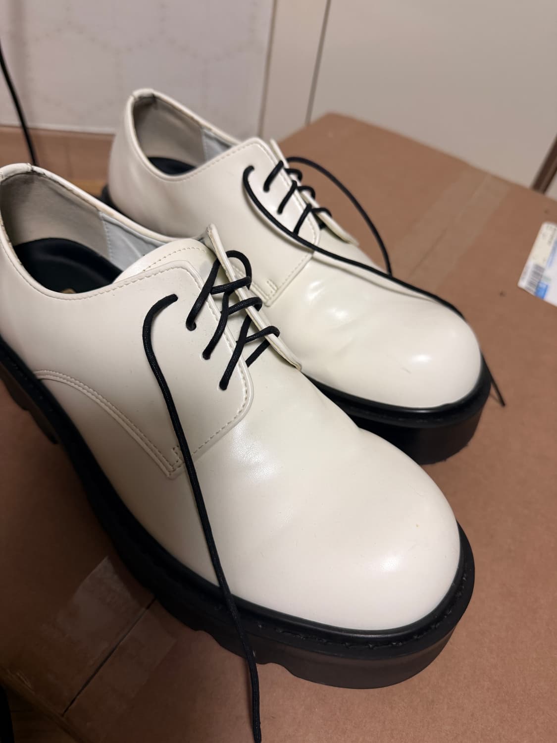 22년 위더로드 스완 4홀 더비슈즈 260mm 새상품 상품이미지1