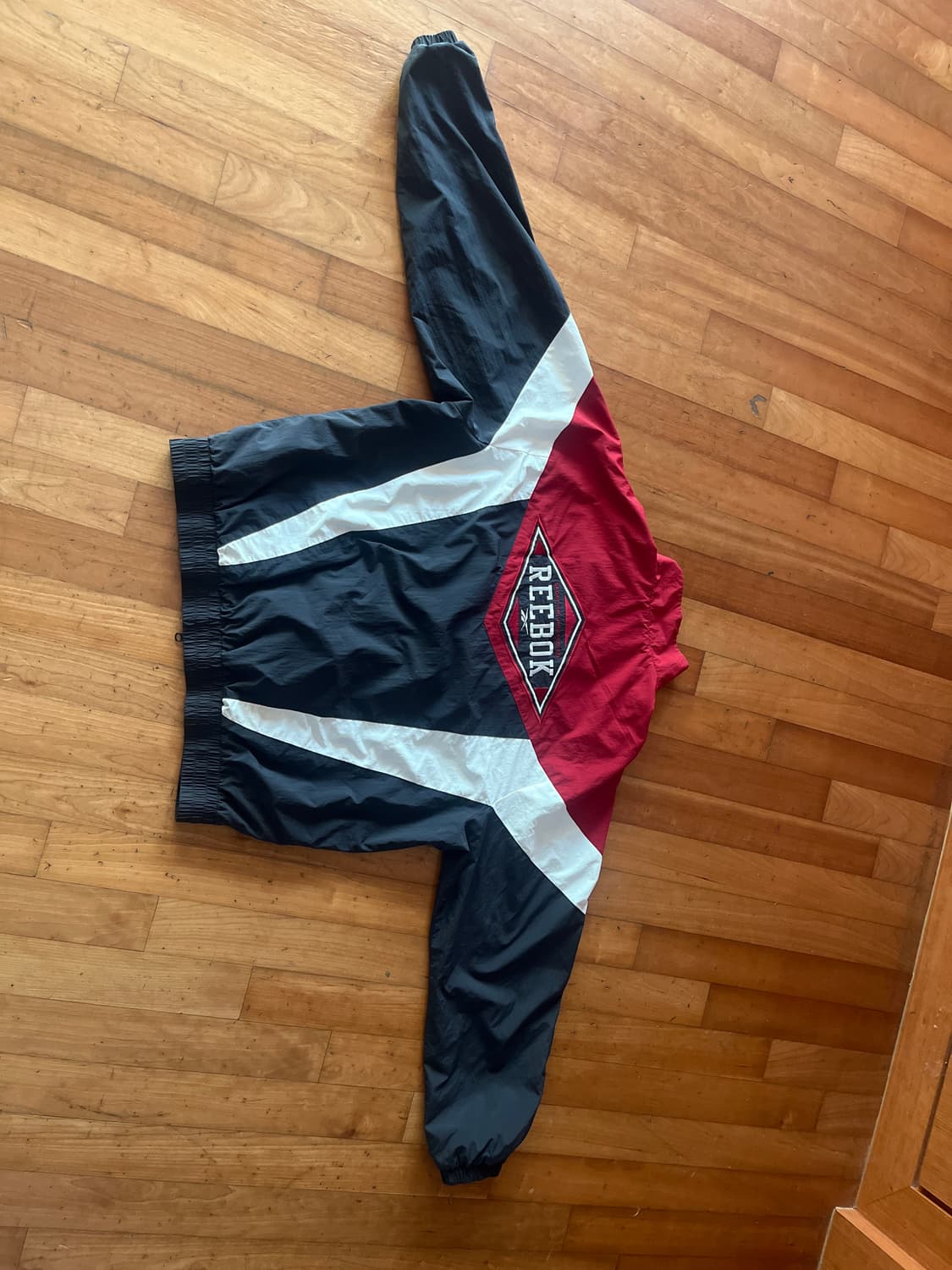 리복 윈드브레이커 상품이미지4