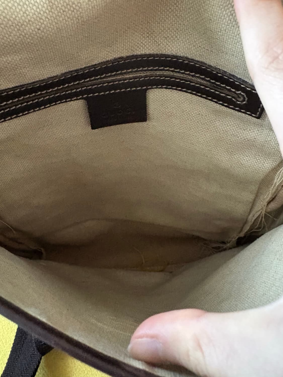 구찌 GG 수프림 캔버스 메신저 크로스백 상품이미지3