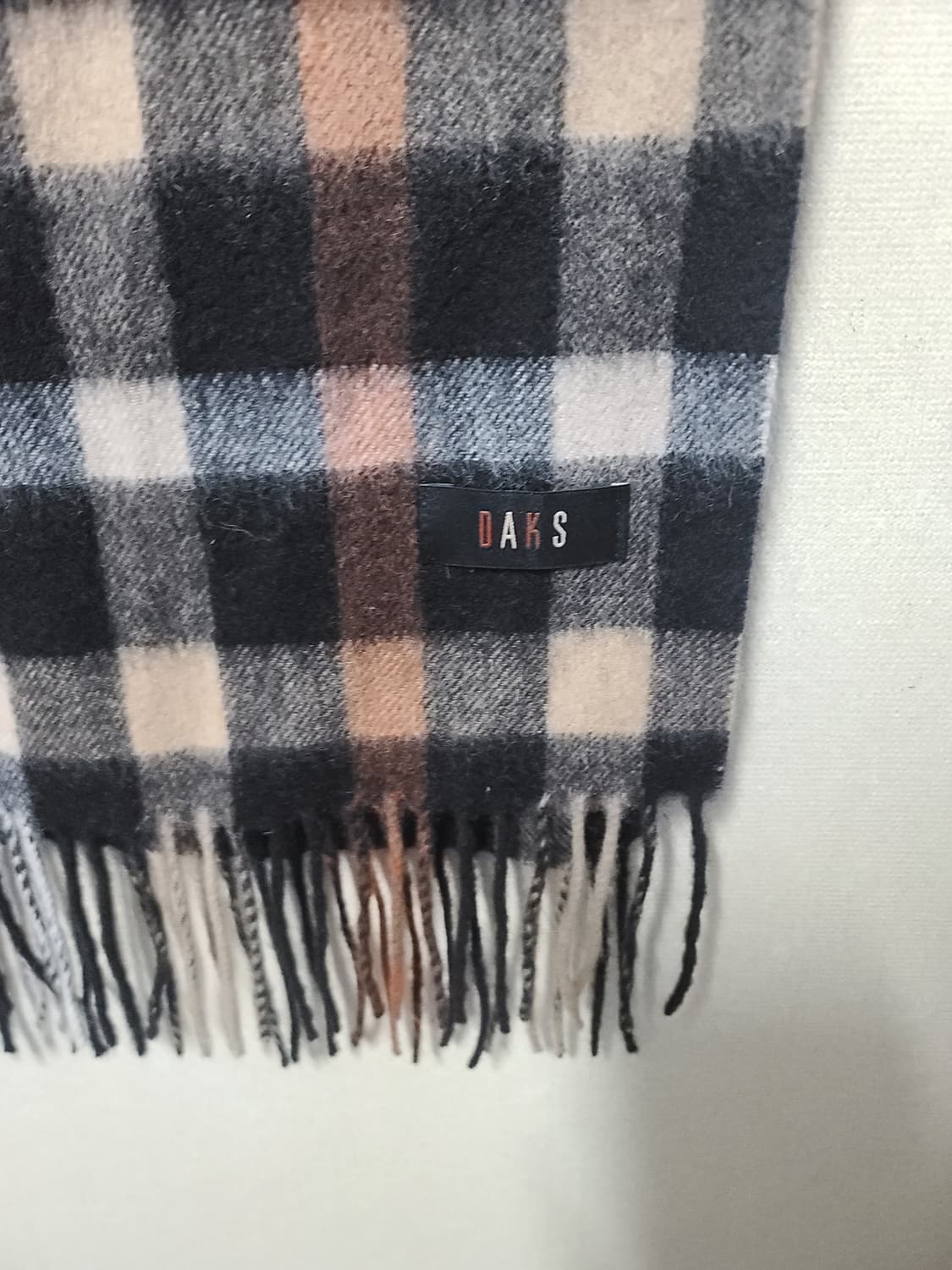 닥스 캐시미어 혼방 체크 머플러 상품이미지3