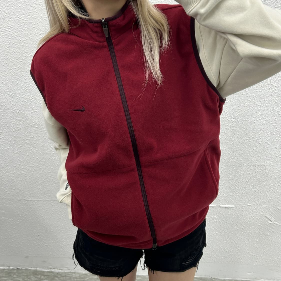 나이키 리버시블 와인 후리스 베스트 상품이미지1