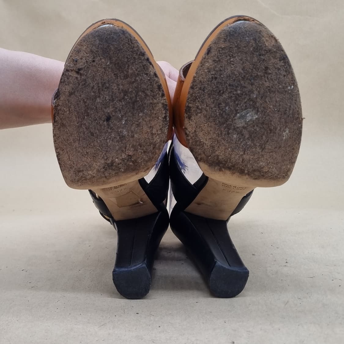 팬디 여성 힐샌들37.5 245 굽13 상품이미지3