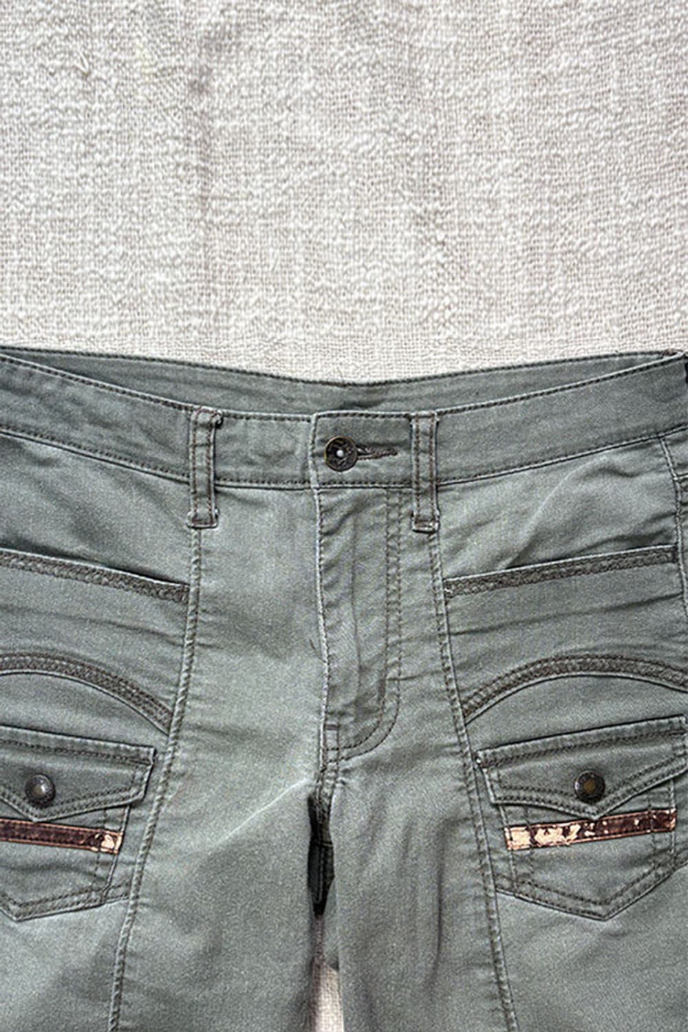 Avant-Garde Multi-Pocket Capri Pants 상품이미지6