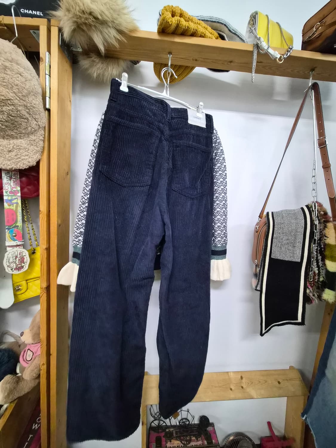 듀엘 울 라운드니트. 론 입체와이드 코듀로이 상품이미지9