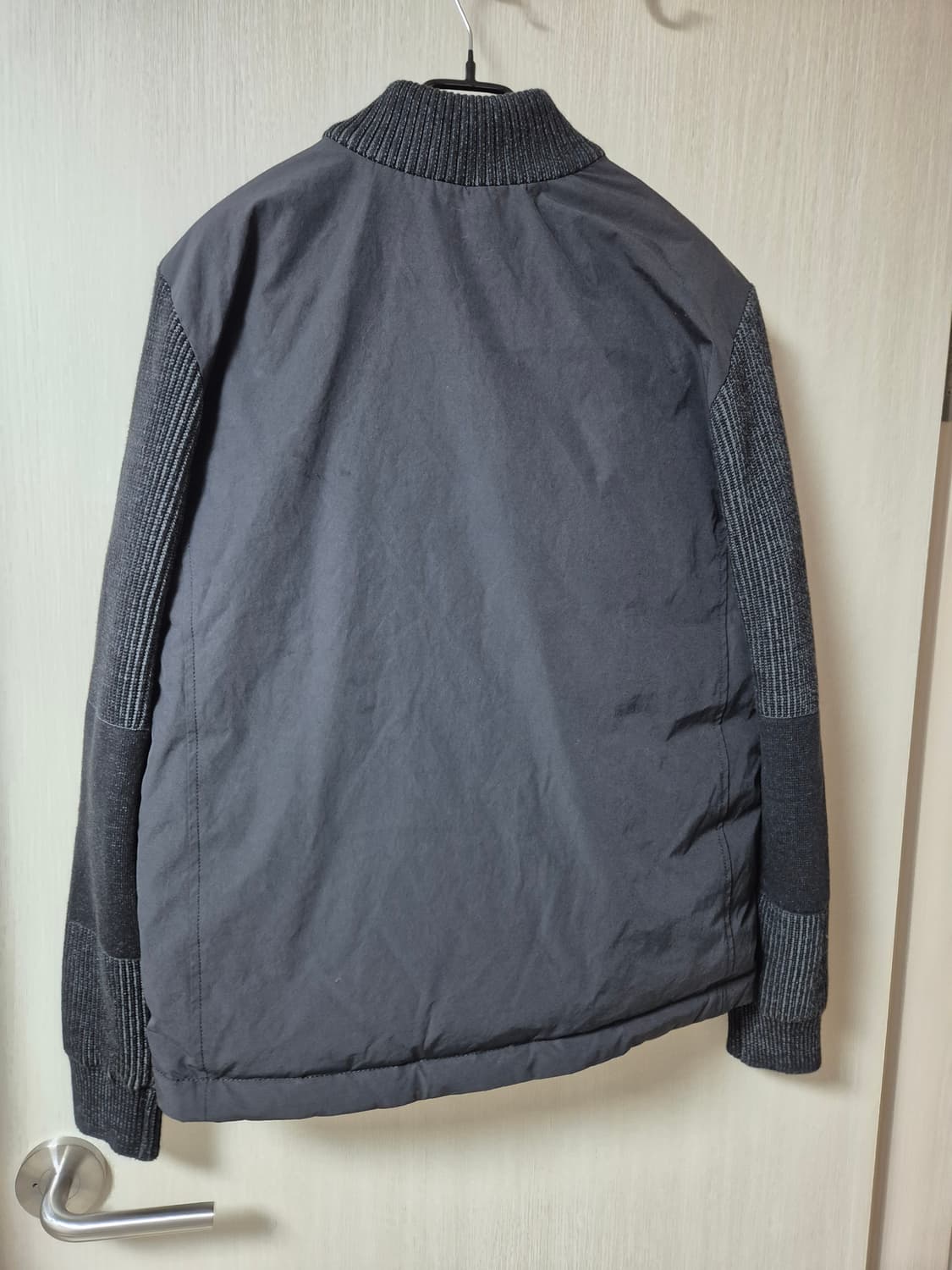 series 시리즈  니트 패치 점퍼 그레이 21년  구스패딩 상품이미지3