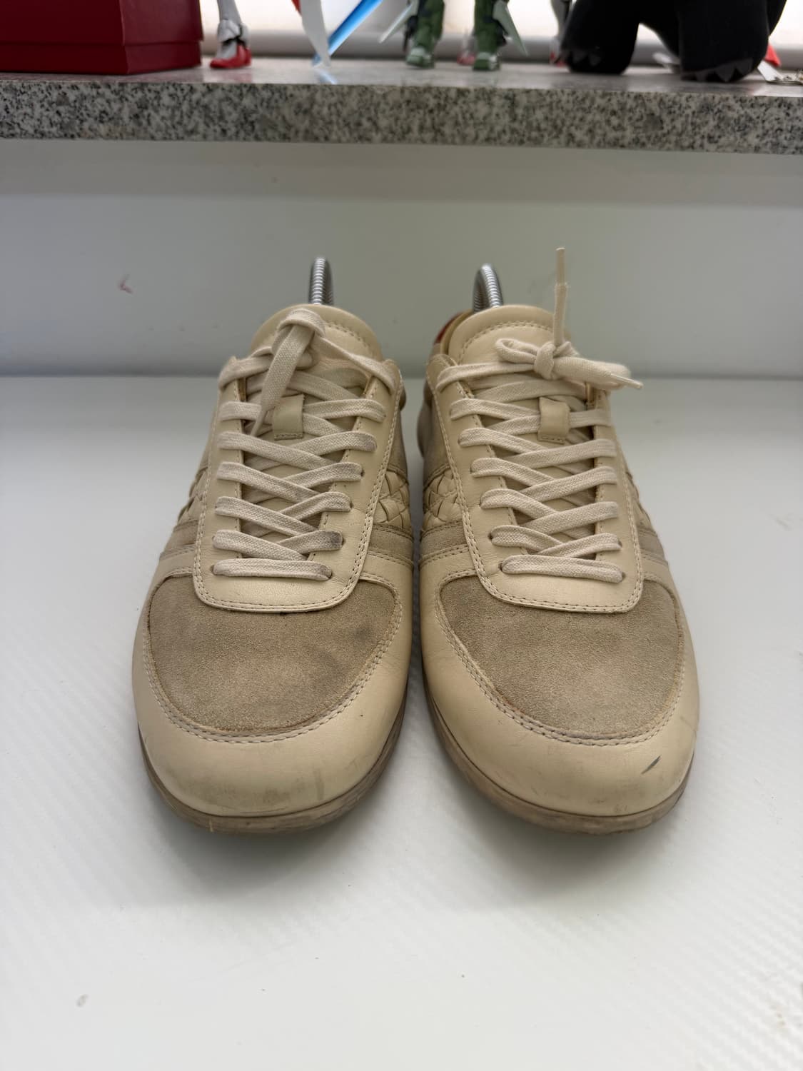 정품) 보테가베네타 버터플라이 인트레치아토 스니커즈 42.5 상품이미지1