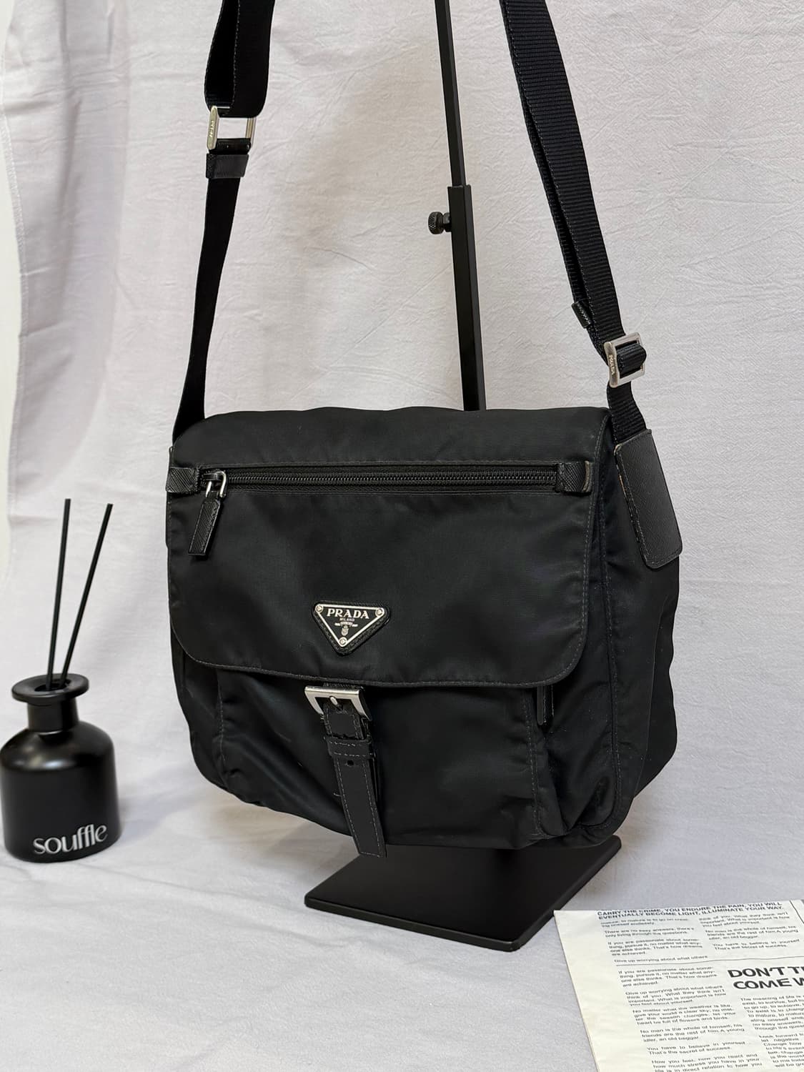 프라다 버클 크로스백 나일론 테수토 포코노 주우재백 상품이미지3