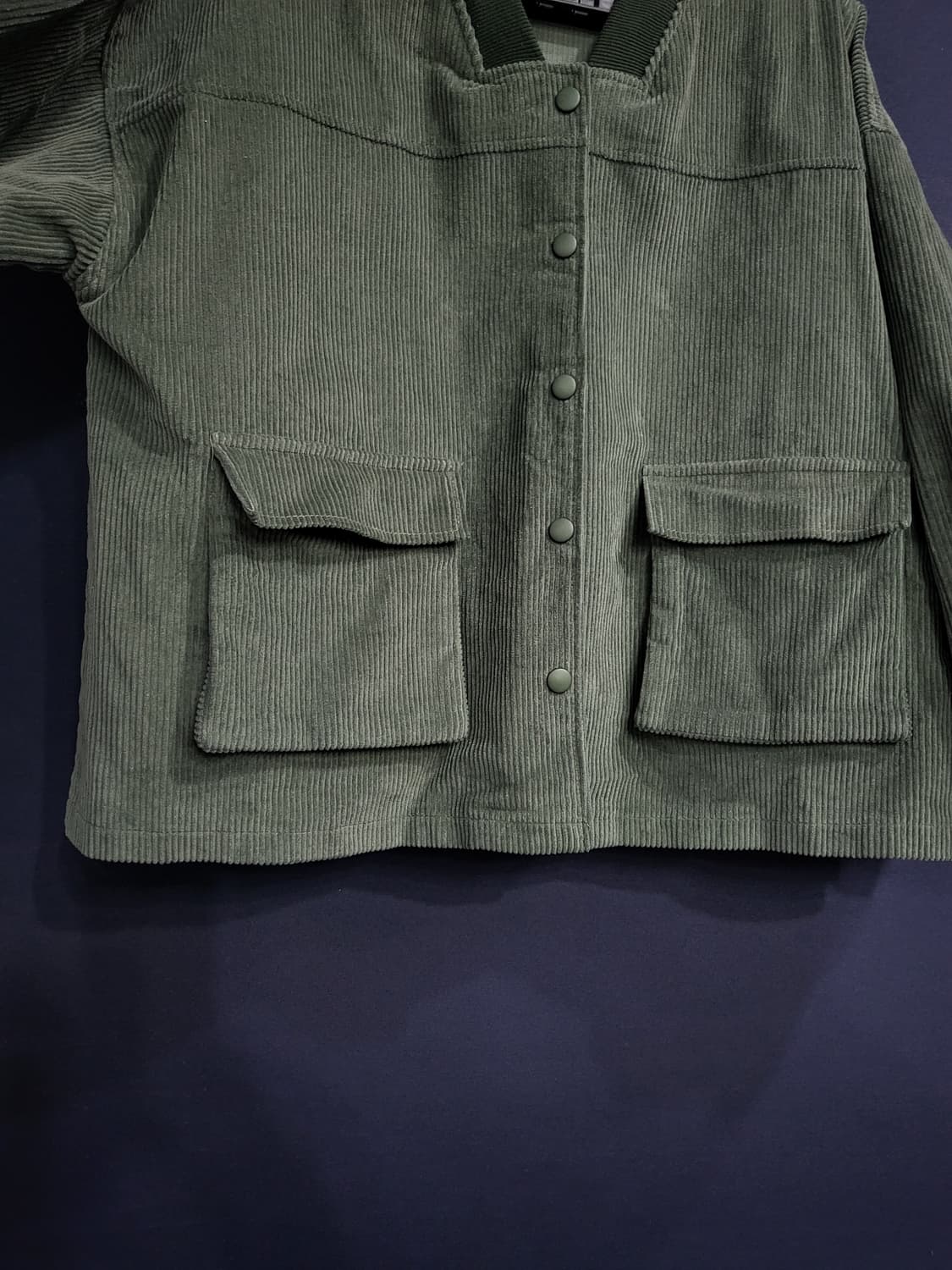 코듀로이 드롭솔더 오버핏 자켓 상품이미지3