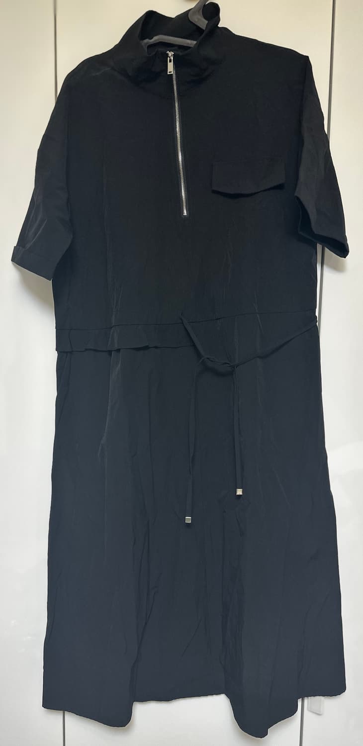 블랙 하프넥 지퍼 반팔 바스락원피스  상품이미지1