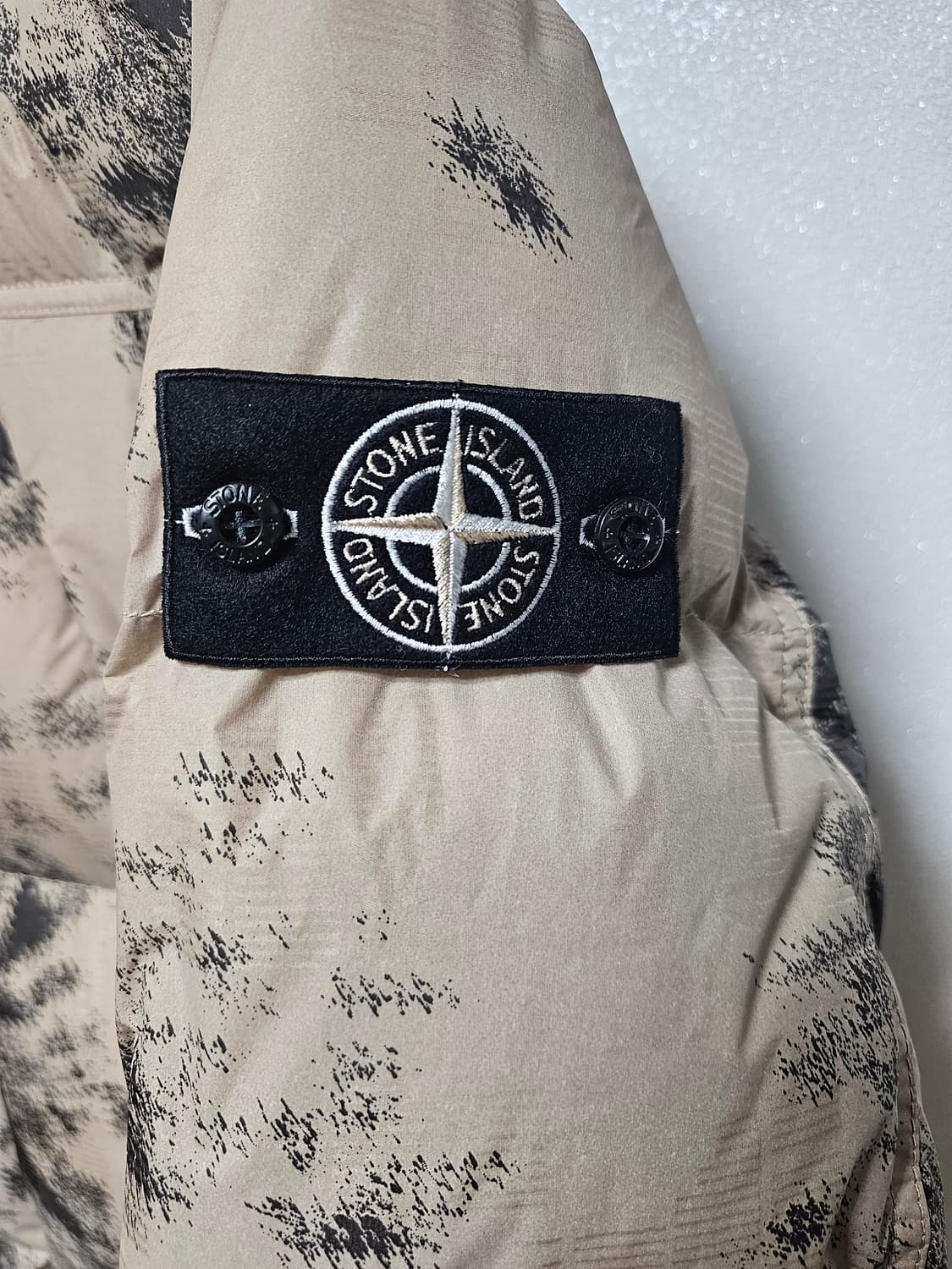 스톤아일랜드 EARTH MAPPING 카모플라쥬 아이스 자켓 (새상품) 상품이미지2