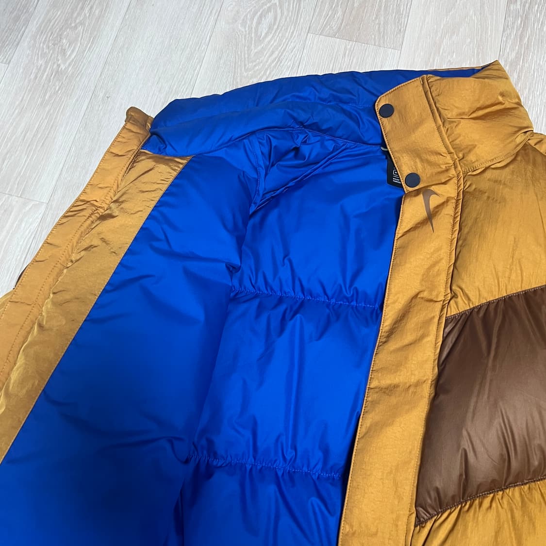 나이키 다운 필 패딩 M 상품이미지3