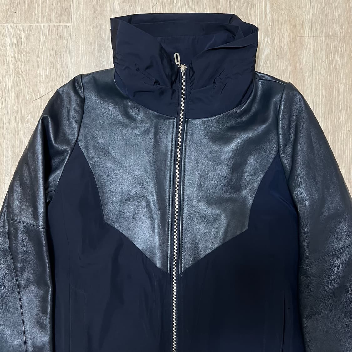 더아이잗 여성 양가죽 하이넥 코트 55-66  상품이미지2