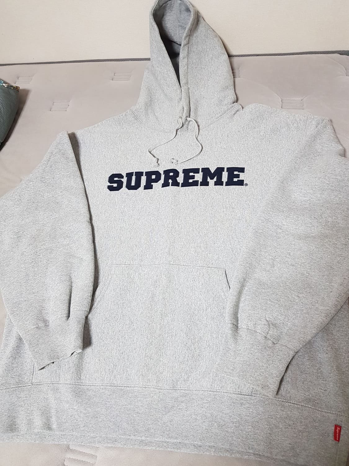 슈프림 컬리지에이트 후드 티셔츠 그레이 24SS 상품이미지1