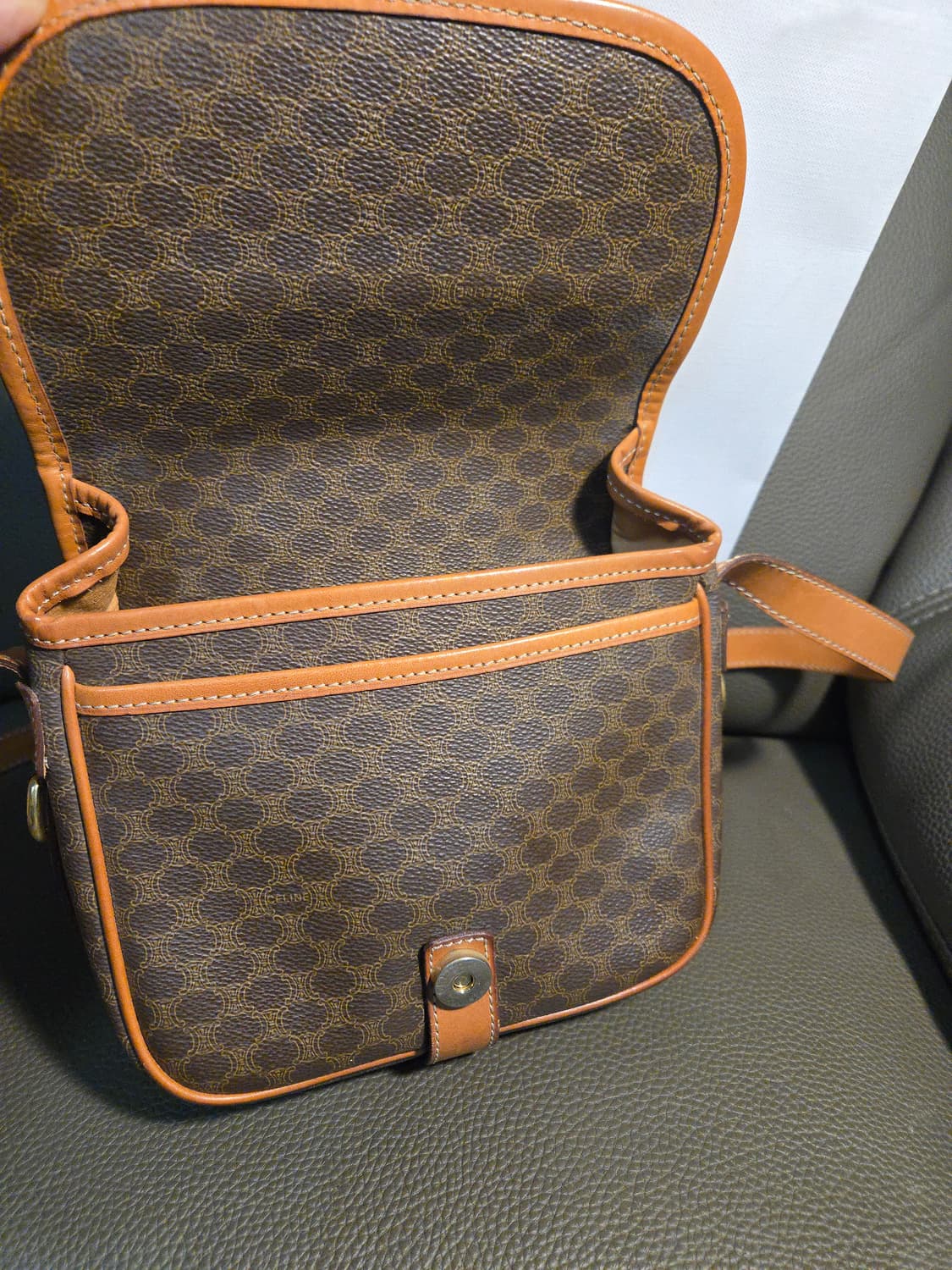 셀린느 CELINE 마카담 미니 크로스백 상품이미지8