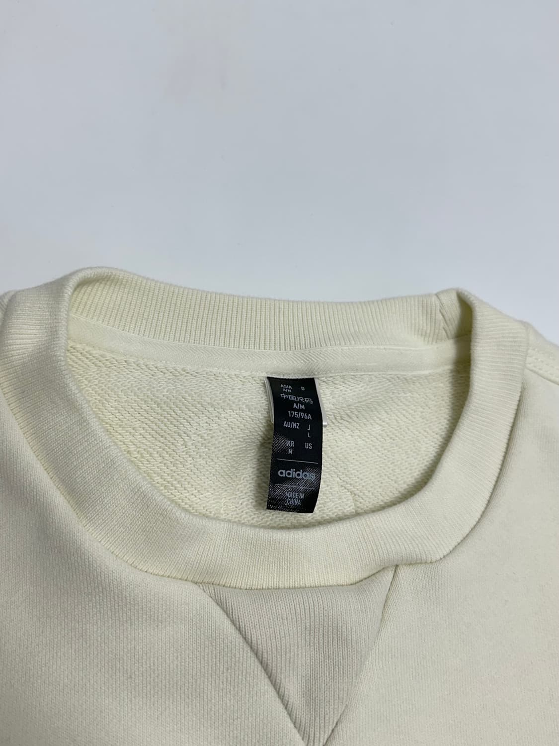 아디다스 그래픽 스웻셔츠 맨투맨 상품이미지6