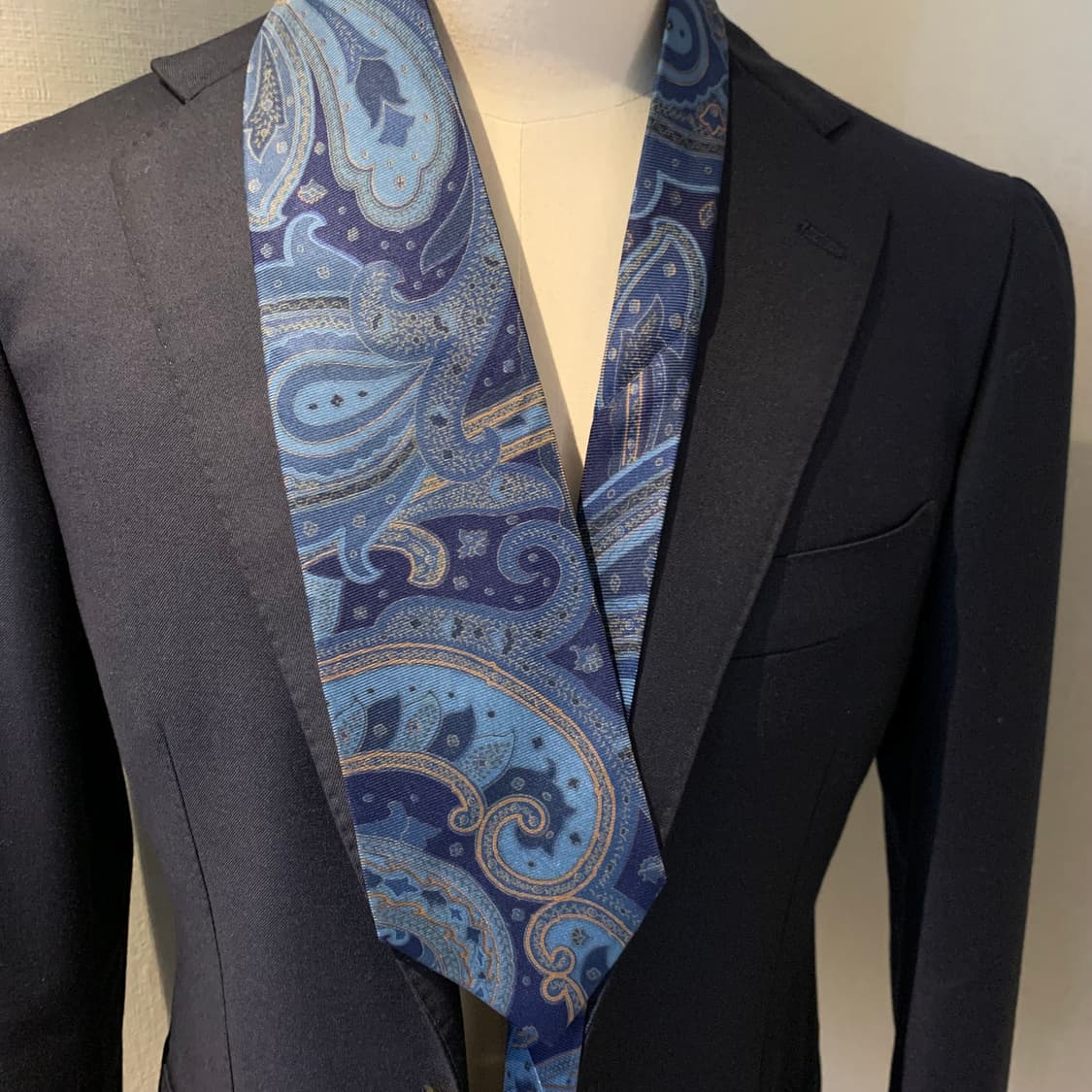 에트로(ETRO) 페이즐리 넥타이 명품 최상급 A+등급 클래식 정장룩 상품이미지2