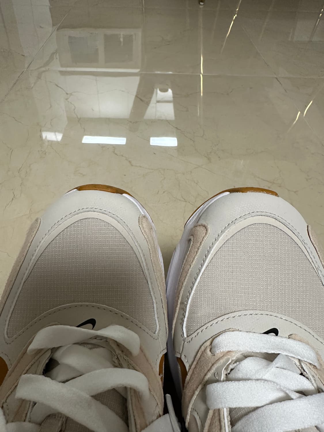 나이키 줌 에어 파이어 235 상품이미지2